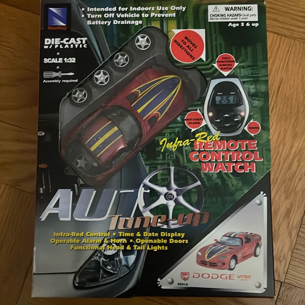 NewRay Auto Tune-Up Remote Control Die-Cast 1:32 Dodge Viper GTS Coupe 85015 NEW